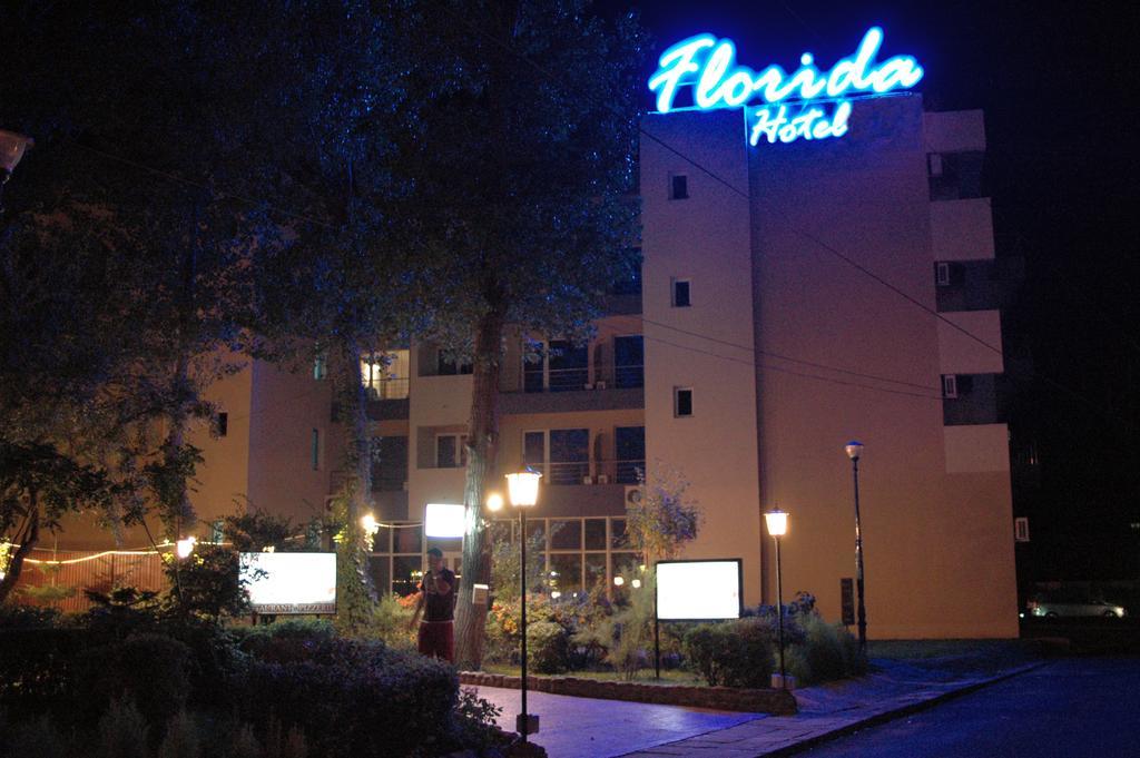 Hotel Florida Mamaia Extérieur photo